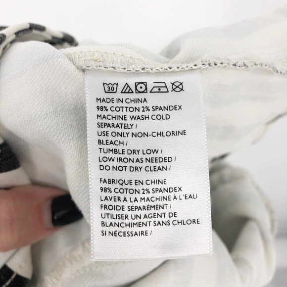 Urban Outfitters Womens A-Line Mini Skirt Small White Striped Stretch Front Zip - Picture 6 of 7